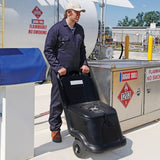 PIG® KIT 4001 En Estaciones de Servicios Para  Derrames  de  aceites y sus Derivados de 13.8-galón en Tambor Overpack con Rueda